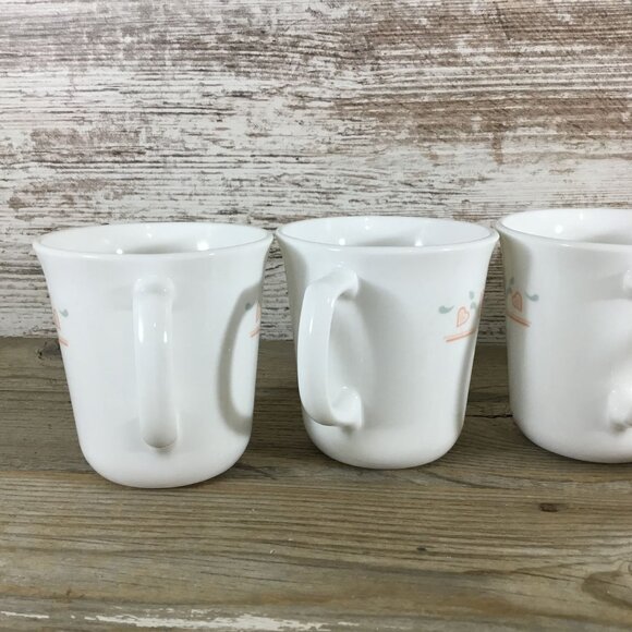 Corelle Dutch Lattice Cups Set of 4 - Tulips and Hearts 3.5" Corning Mugs - Picture 2 of 9